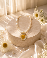 Daisy Pearl Necklace
